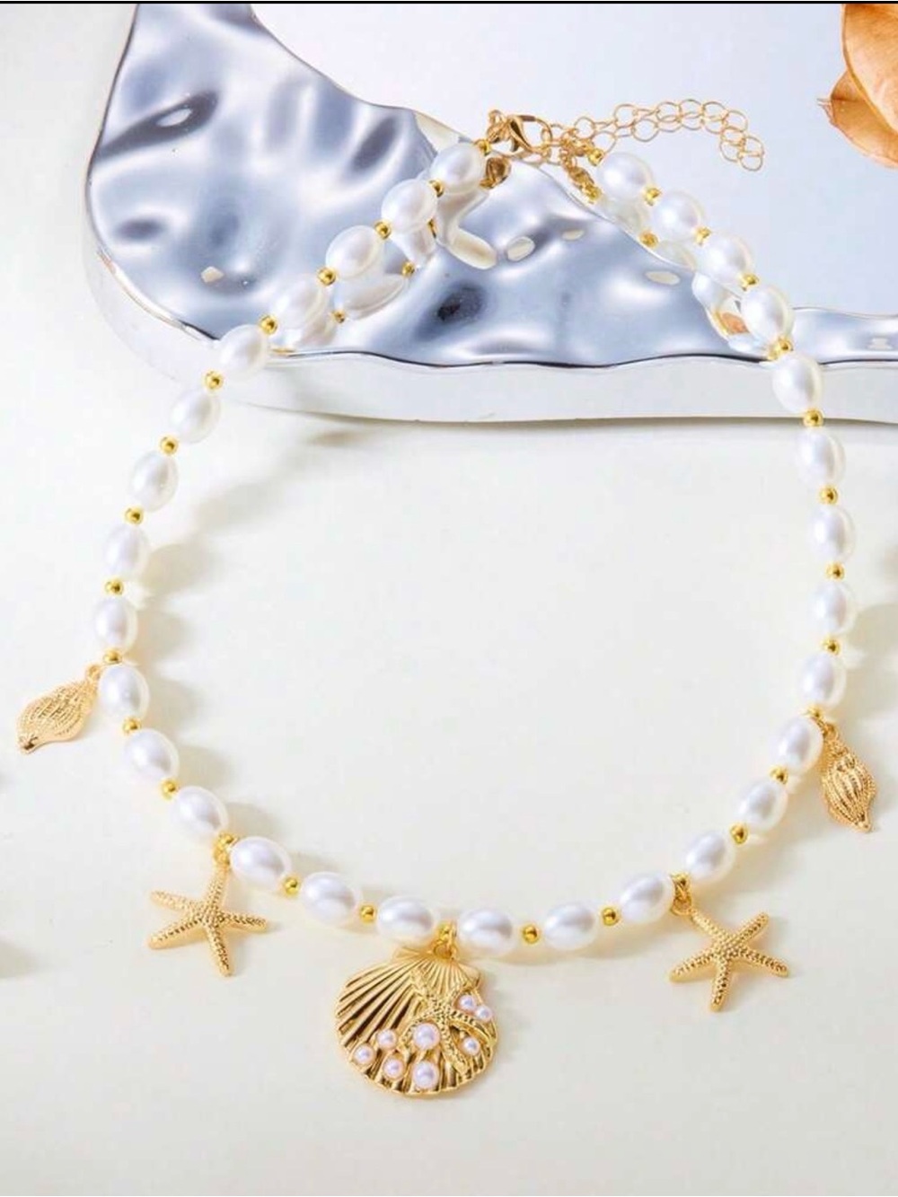 NWT Gold & White Pearl Shell Charm Necklace -Sea Theme Starfish & Seashells